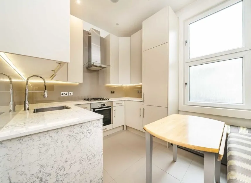 Bolton Road, Chiswick, W4, photo 3