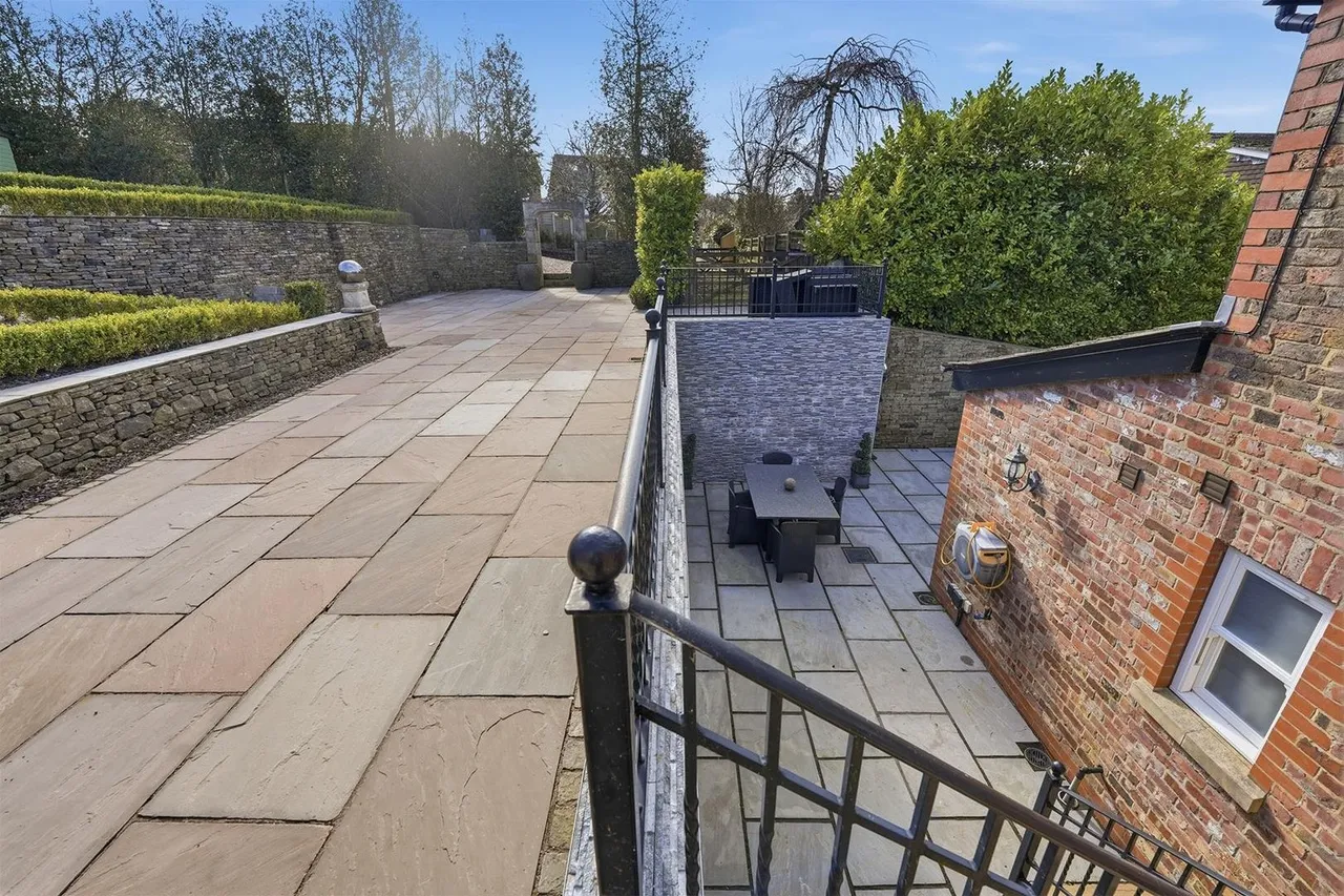 Blakelow Road, Macclesfield, photo 24