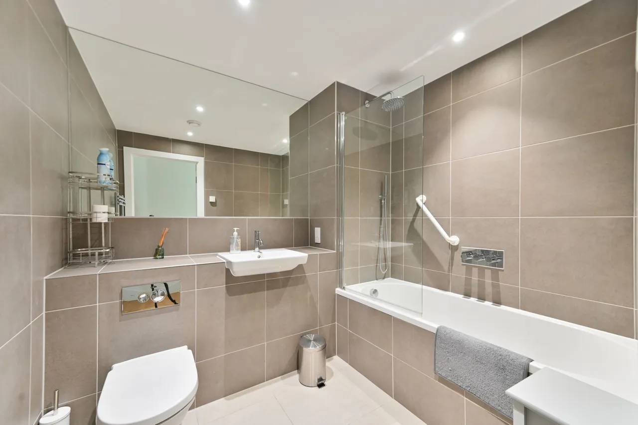 Flat 25, Guildford House, LONDON, photo 7