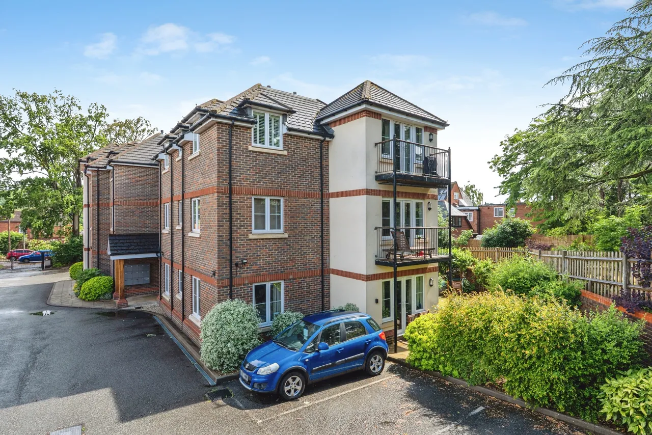 Meadrow, Godalming, GU7, photo 2