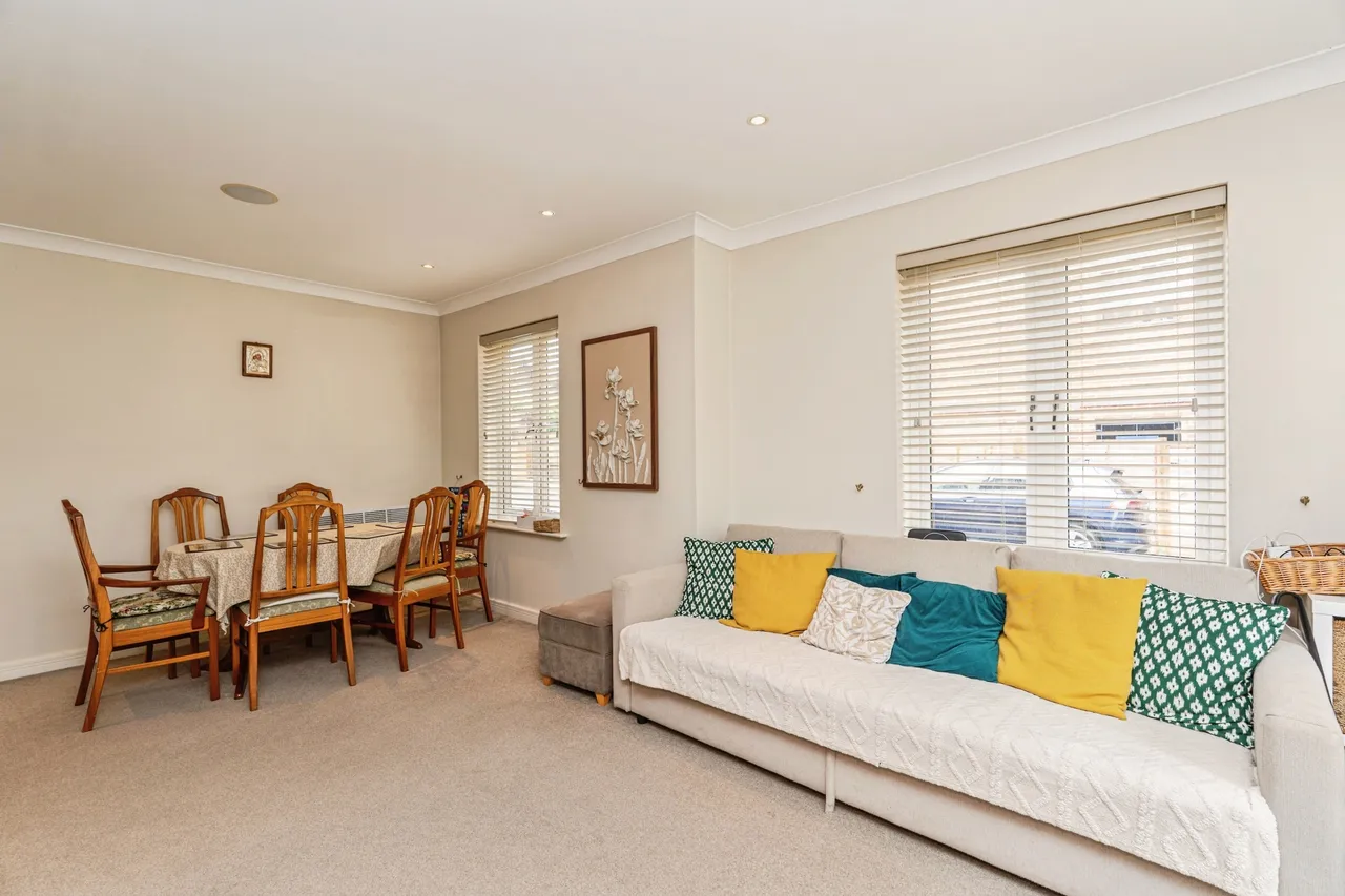 Meadrow, Godalming, GU7, photo 4