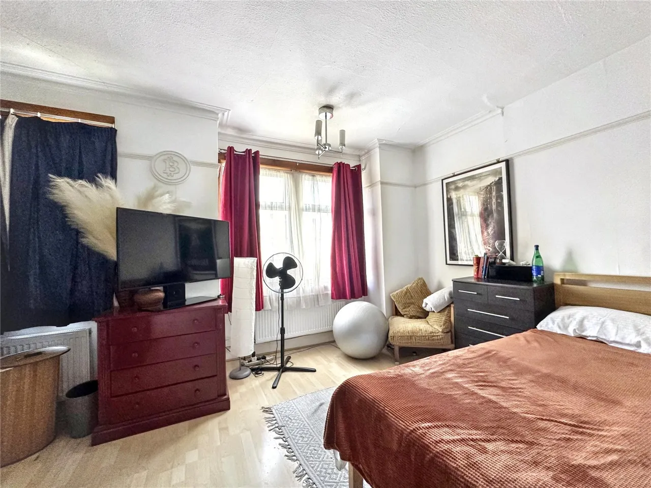 Prince Georges Avenue, Raynes Park, photo 11
