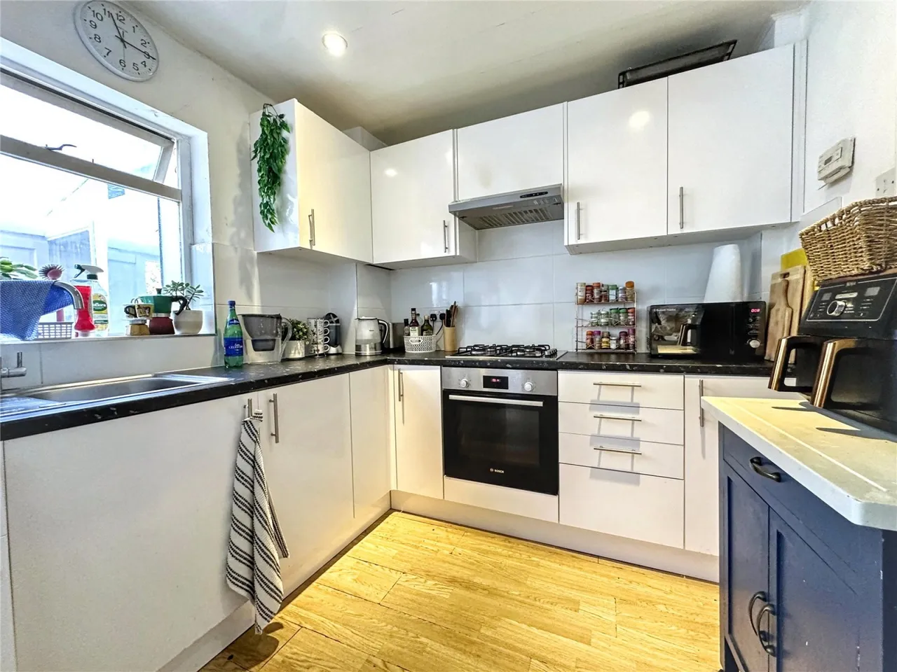 Prince Georges Avenue, Raynes Park, photo 3