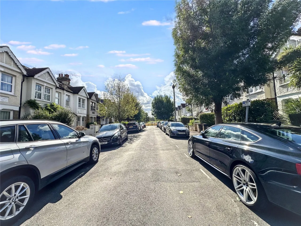 Prince Georges Avenue, Raynes Park, photo 16