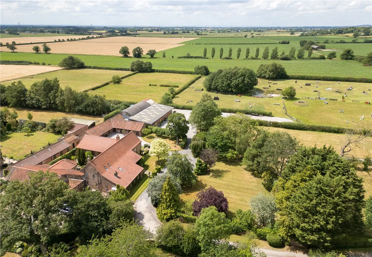 Lilling, Near York, YO60, photo 3