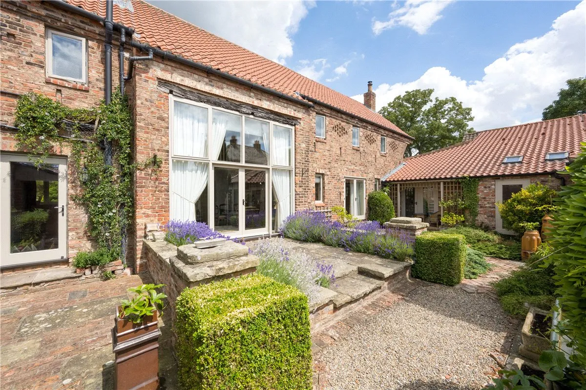Lilling, Near York, YO60, photo 6