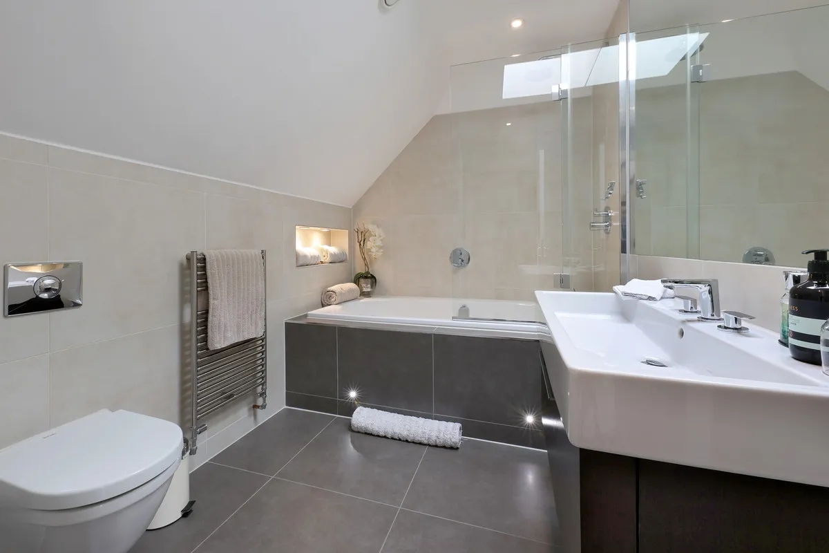 Keepers Walk, Virginia Water, GU25, photo 27