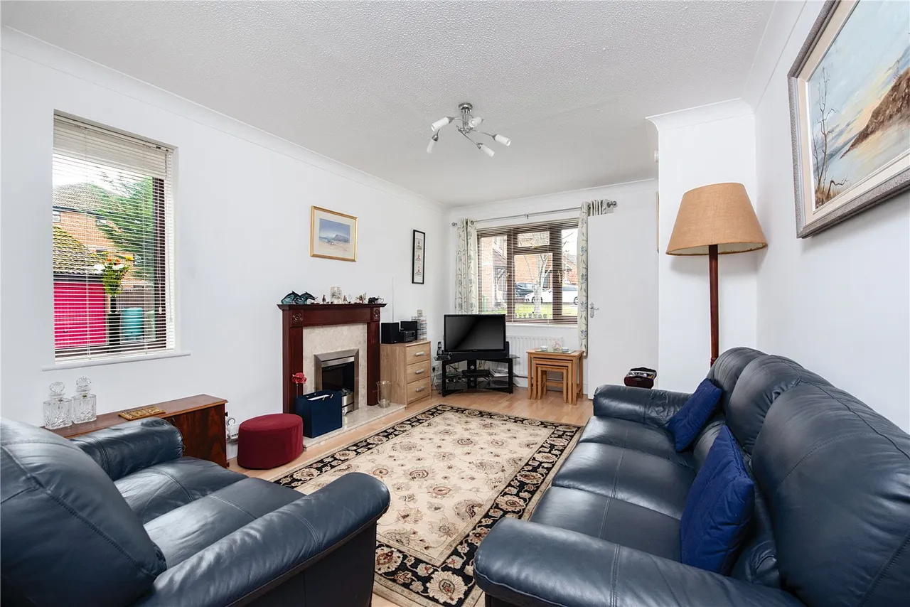 Beveren Close, Fleet, GU51, photo 7