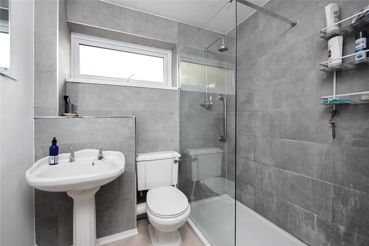 Beveren Close, Fleet, GU51, photo 4