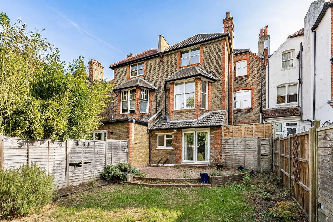 Riggindale Road, London, SW16, photo 14