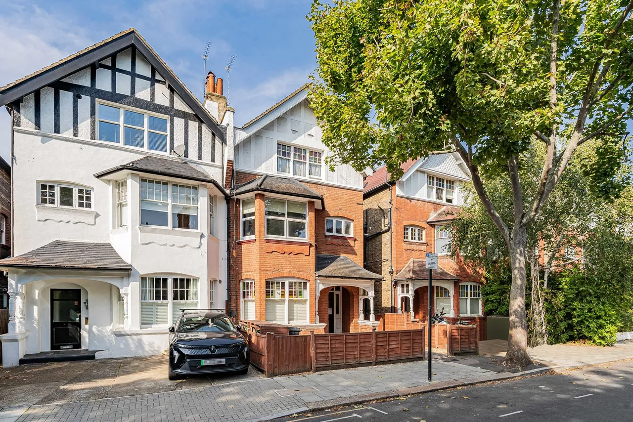 Riggindale Road, London, SW16, photo 16