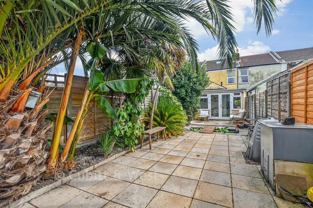 Whitworth Road, Copnor, PO2, photo 13