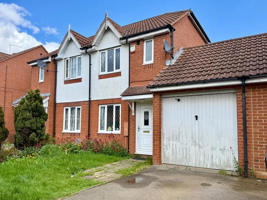 2 bed house for sale — Brill Place, Bradwell Common, Milton Keynes, Buckinghamshire, MK13 8LR