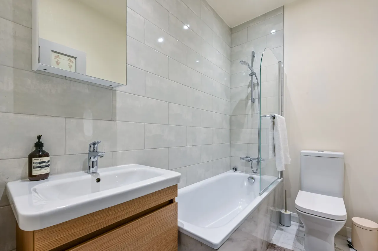 Top Floor, 38 St Augustines Road, London, photo 4