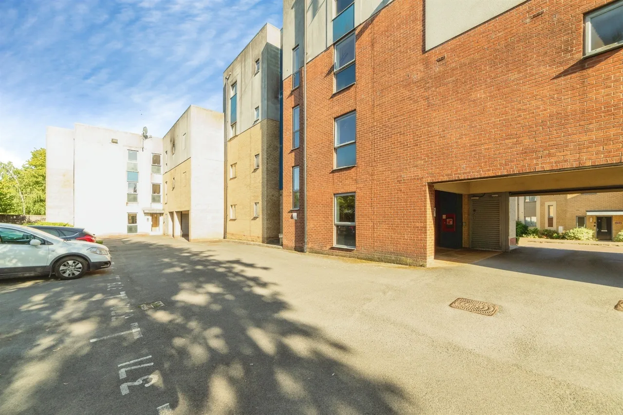 Admiral Drive, Stevenage, SG1, photo 11