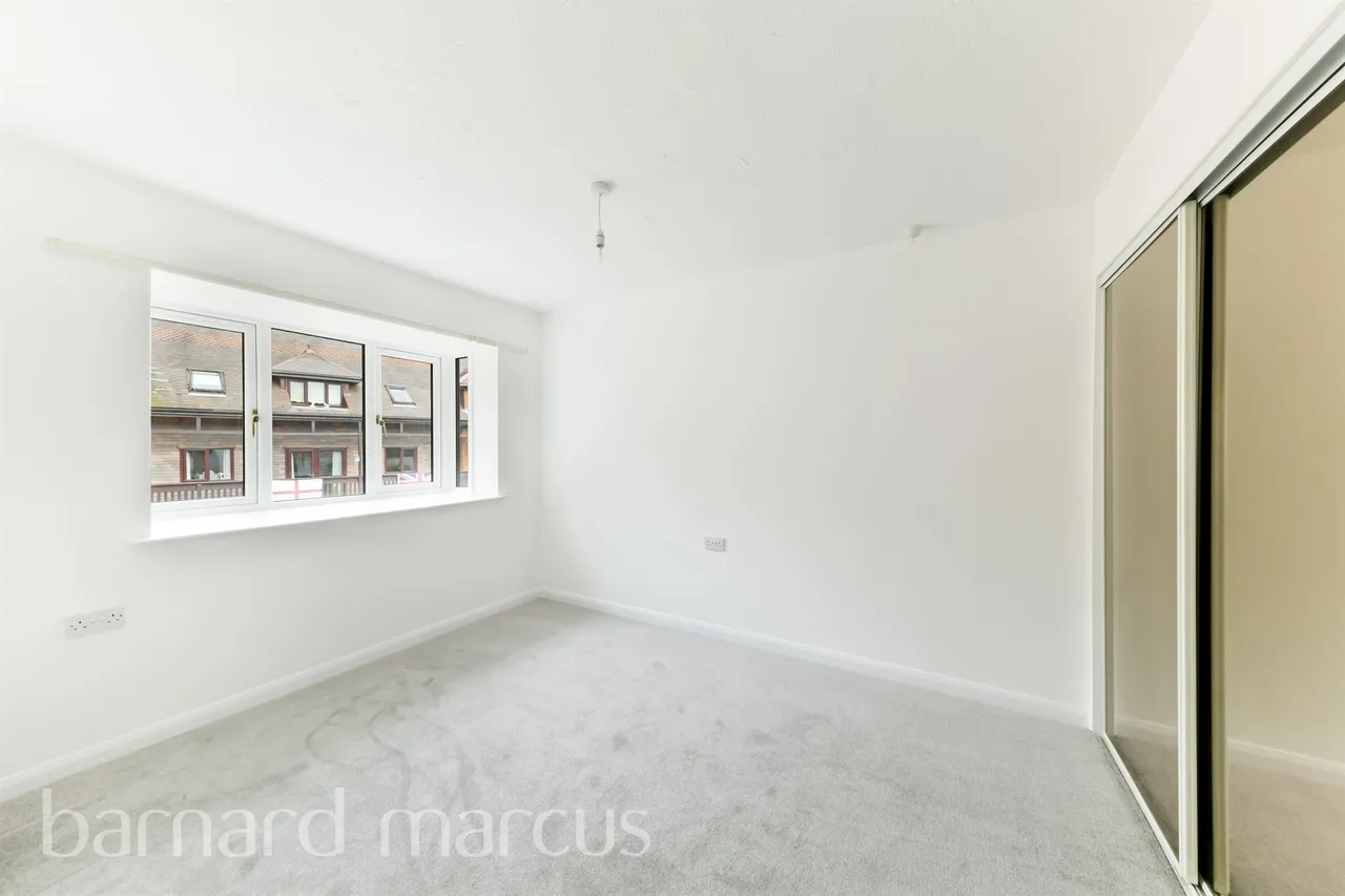South Street, Dorking, photo 7