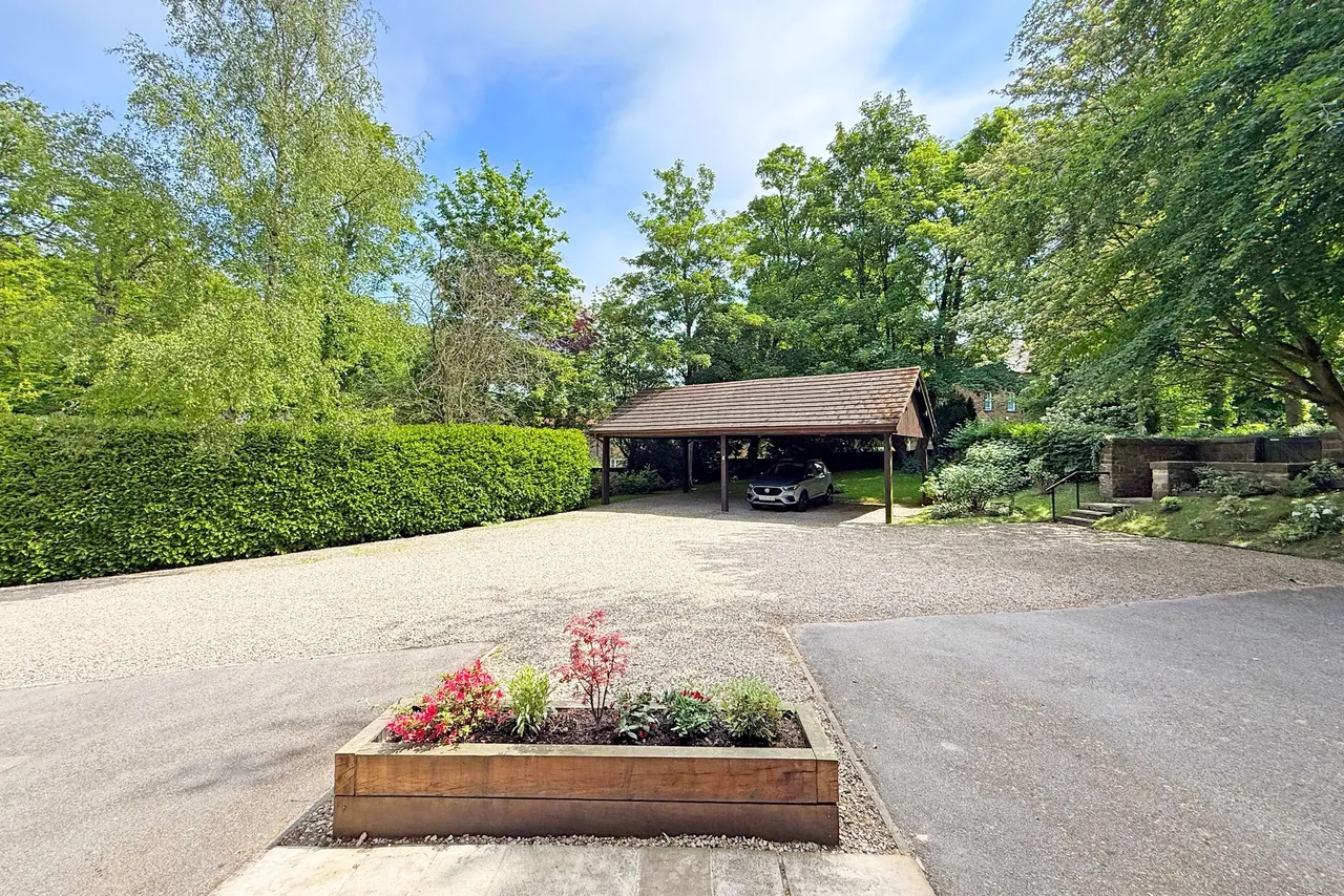 Ashdale Court Harlow Manor Park, Harrogate, HG2, photo 12