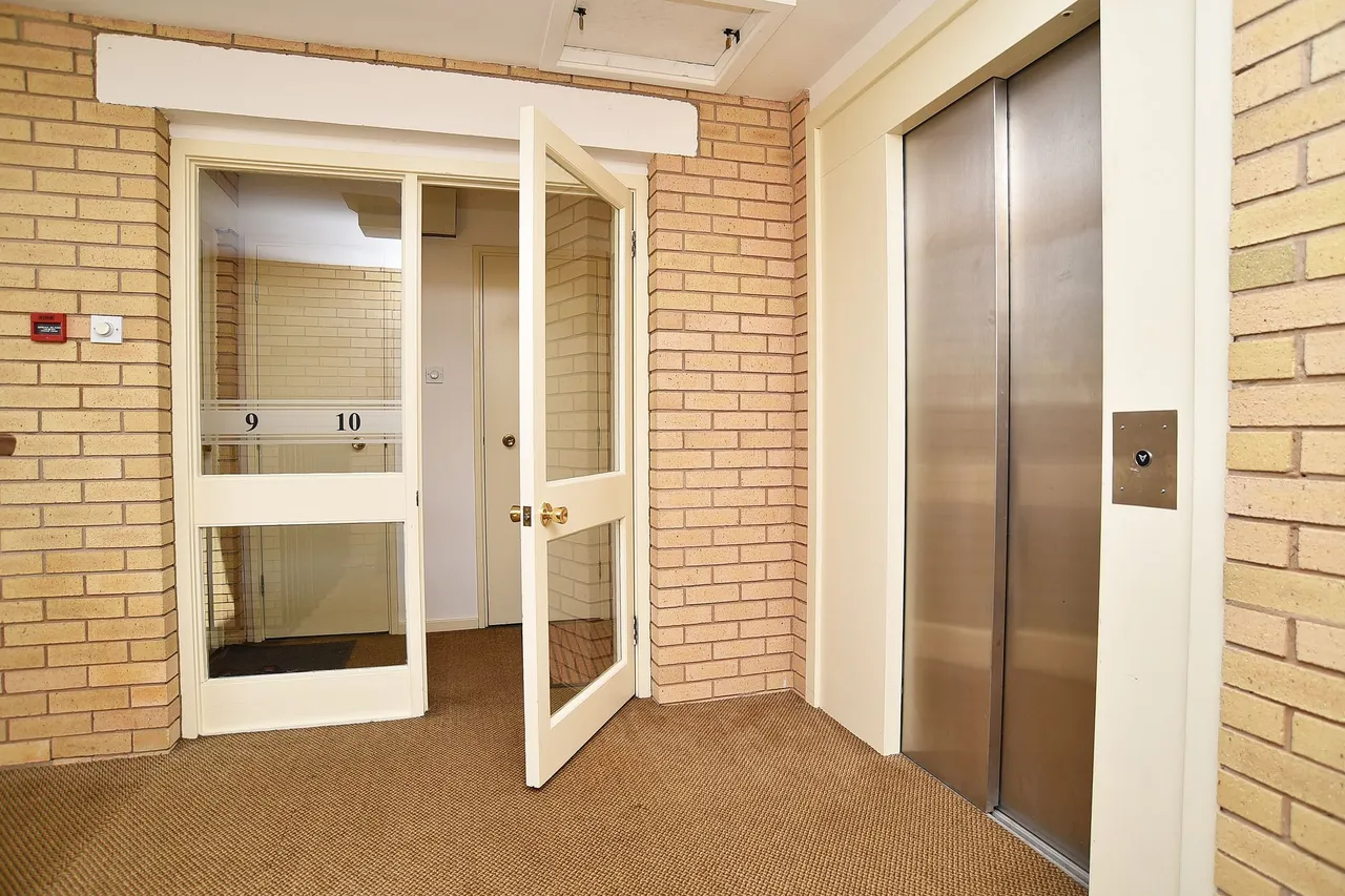 Ashdale Court Harlow Manor Park, Harrogate, HG2, photo 9