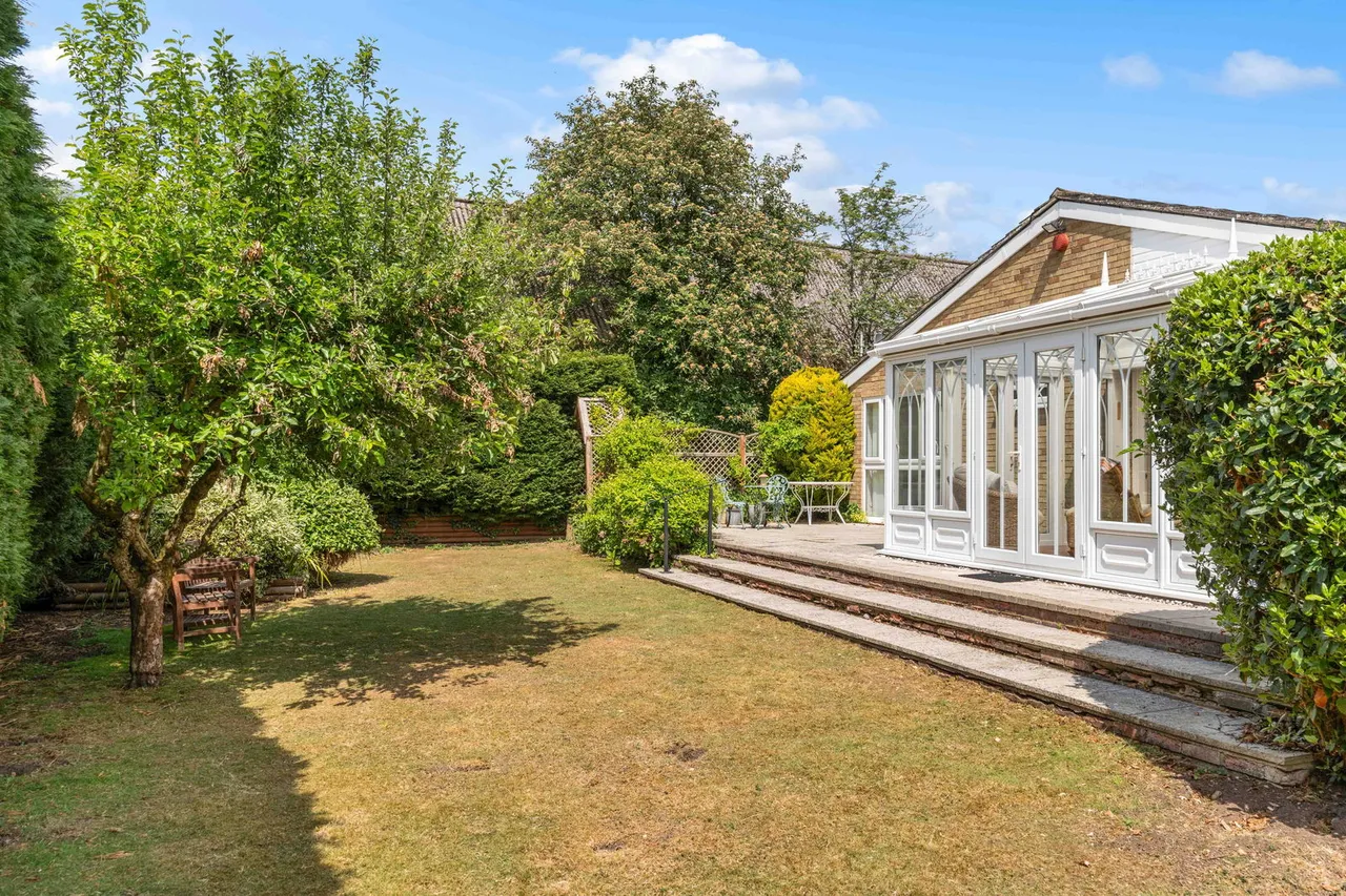 Rectory Close, Buckland, SG9, photo 10