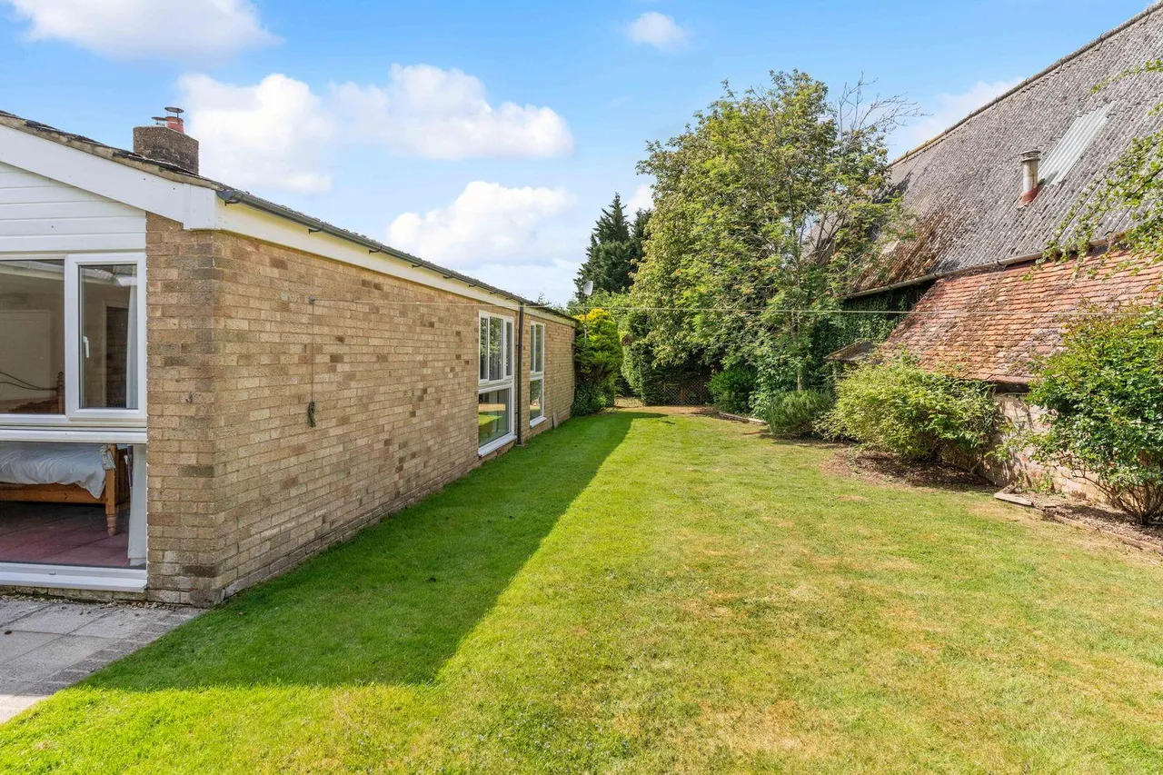 Rectory Close, Buckland, SG9, photo 29