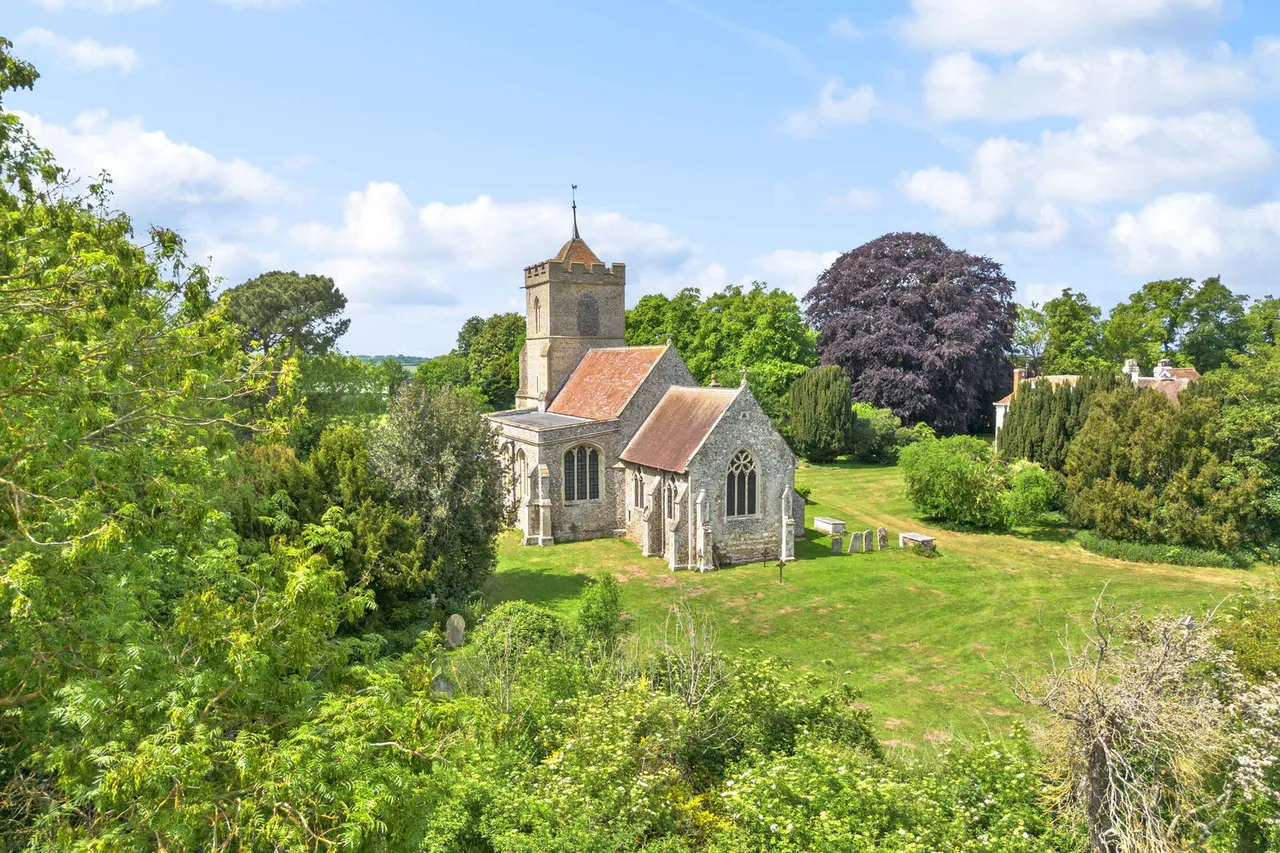 Rectory Close, Buckland, SG9, photo 8