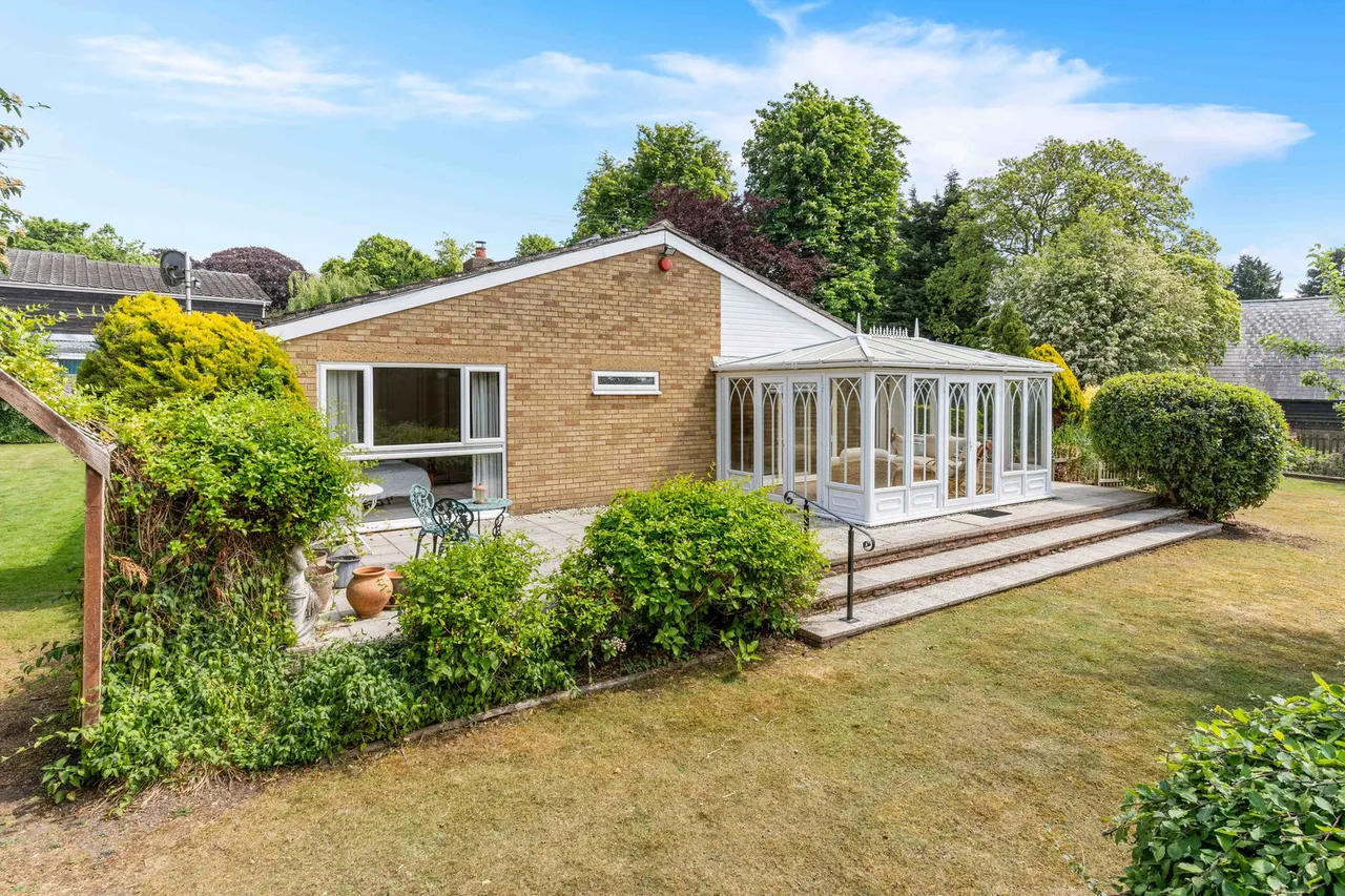 Rectory Close, Buckland, SG9, photo 2