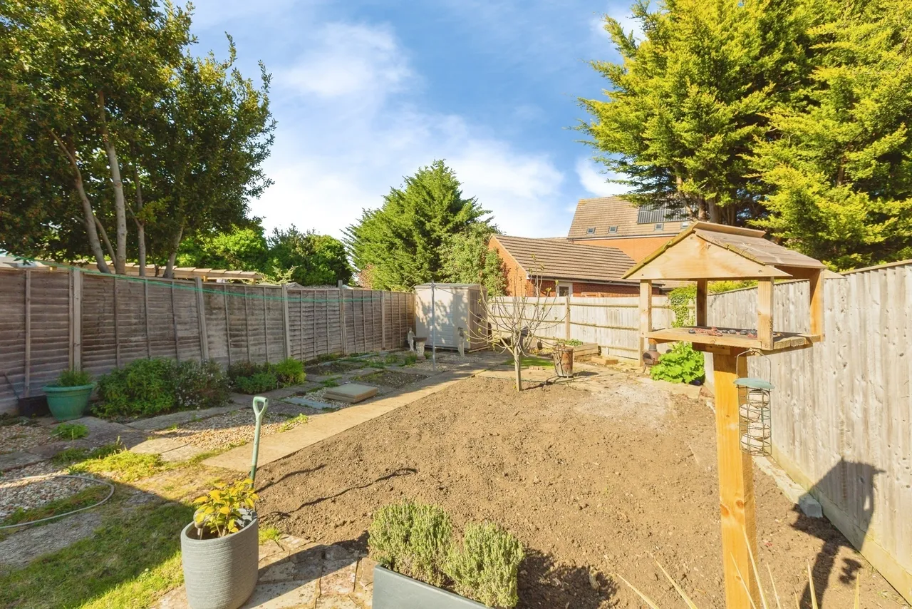 Mandeville Road, Aylesbury, Buckinghamshire, HP21, photo 16