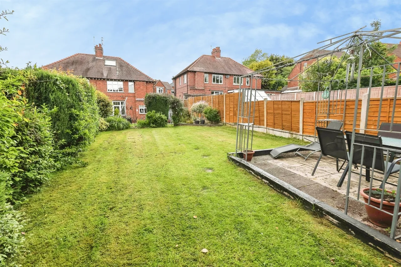 Perrins Lane, Wollescote, DY9, photo 12