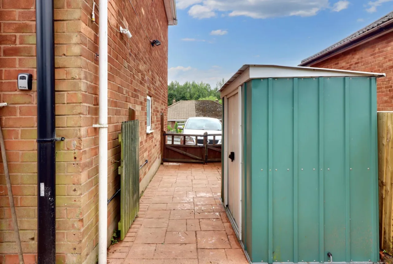 Athol Drive, Telford, photo 15