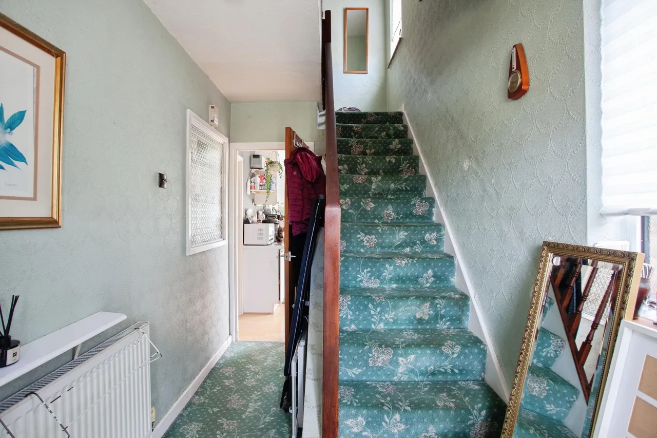 Rocher Close, Grenoside, S35, photo 10