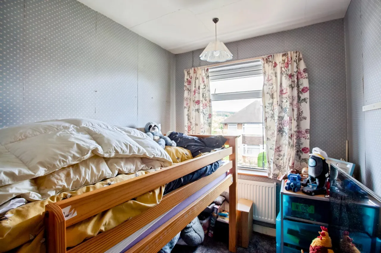 Rocher Close, Grenoside, S35, photo 12