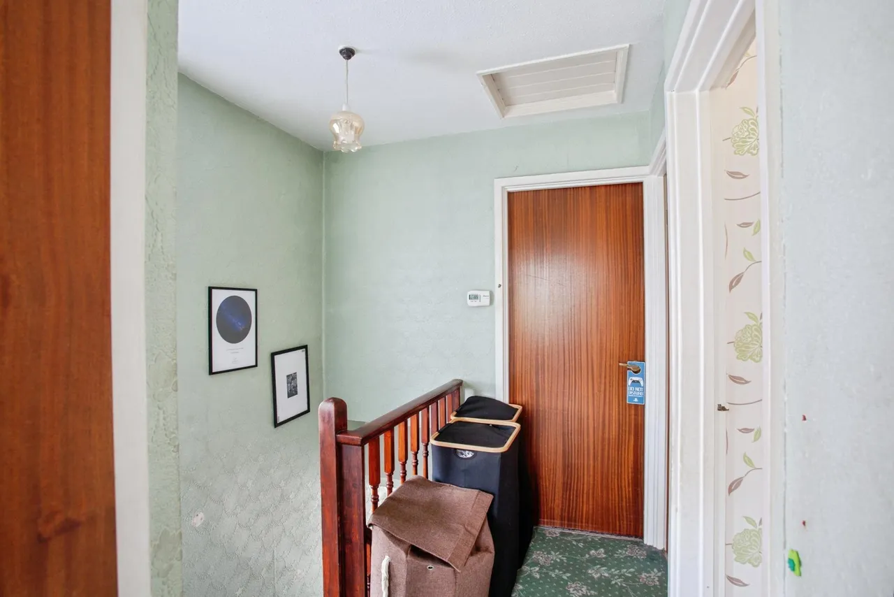 Rocher Close, Grenoside, S35, photo 11
