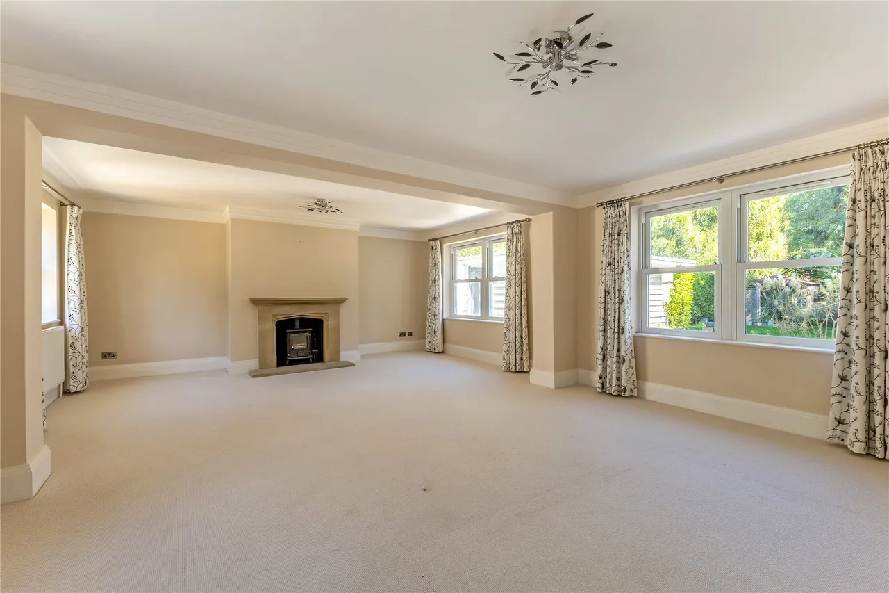 Lower Pennington Lane, Pennington, SO41, photo 6