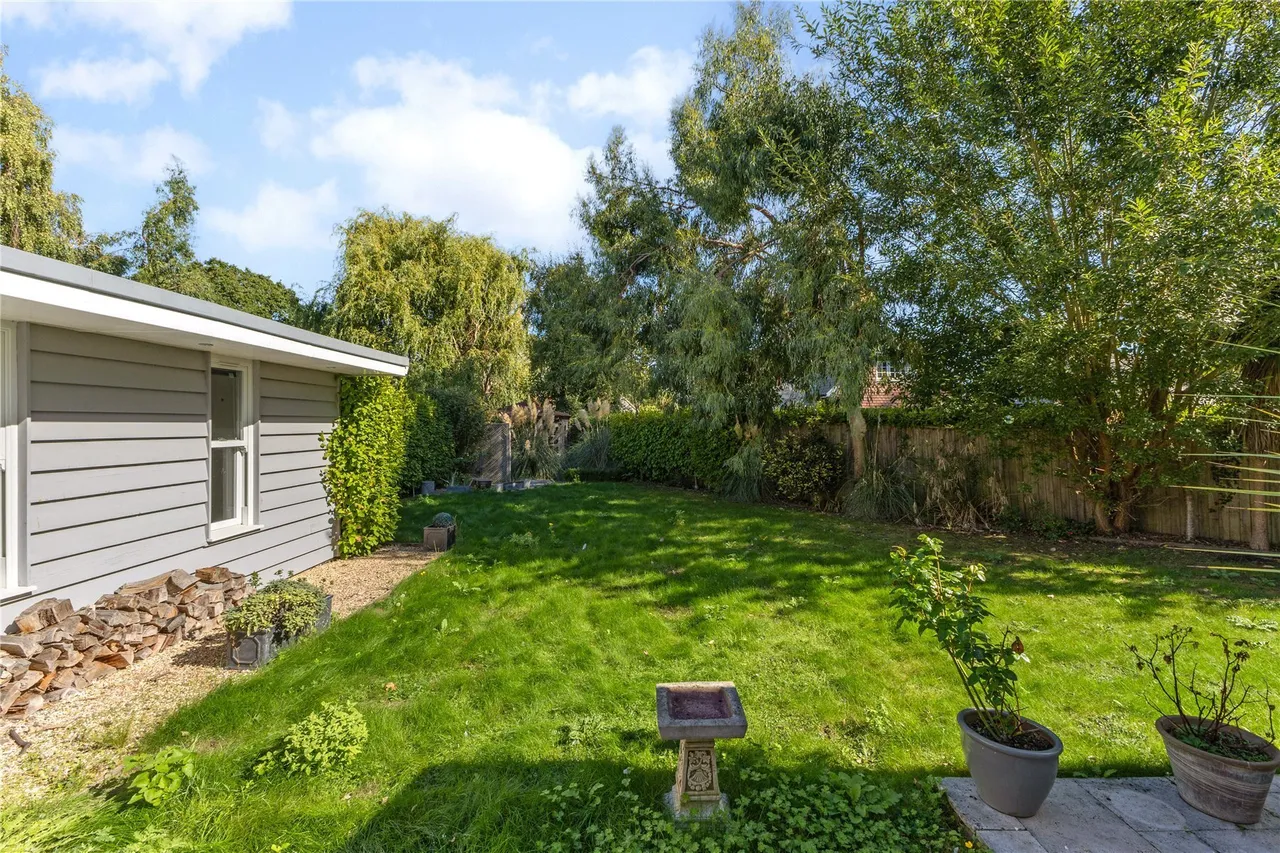 Lower Pennington Lane, Pennington, SO41, photo 20