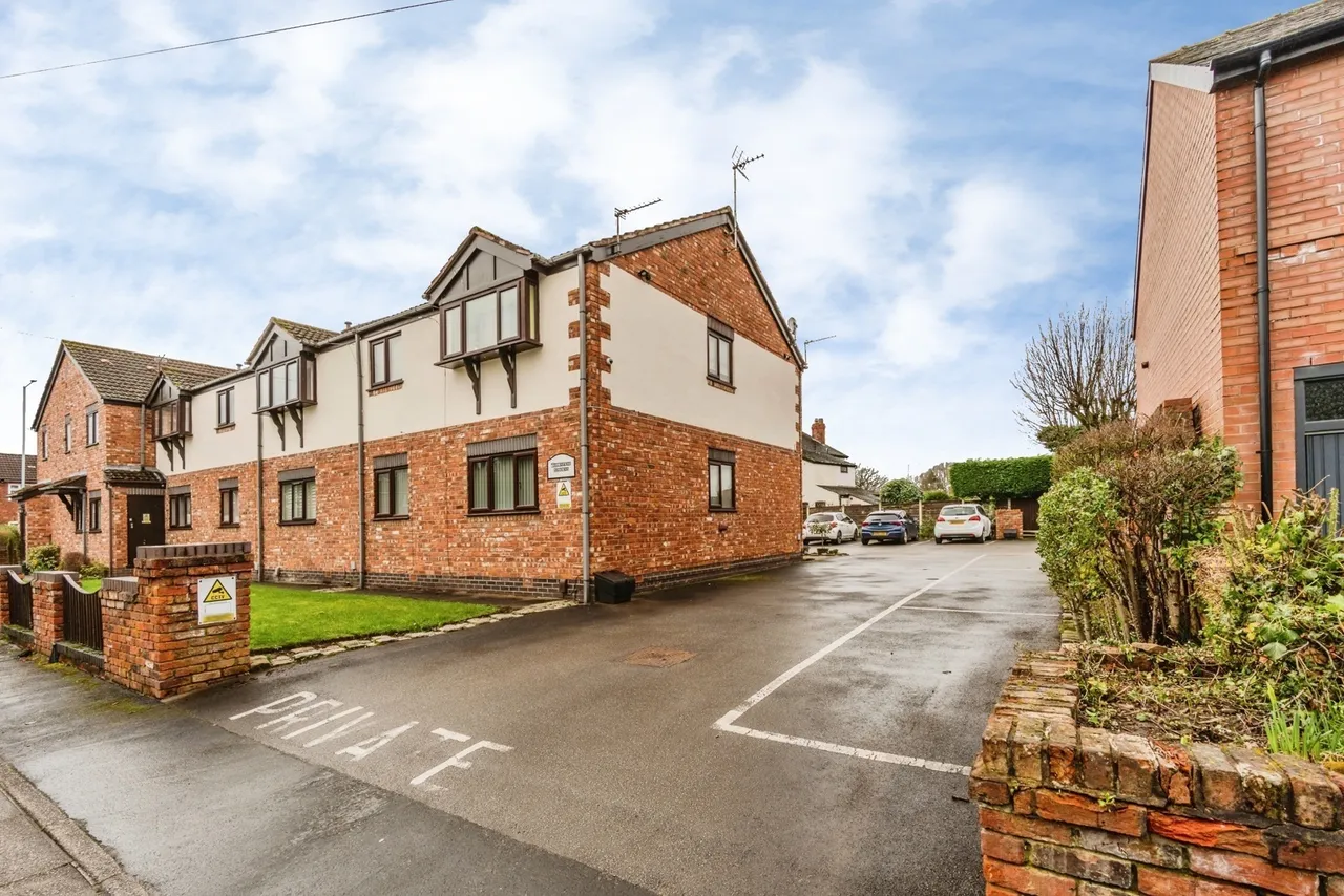 Thornfield Grove, Cheadle Hulme, Cheadle, Greater Manchester, SK8, photo 11