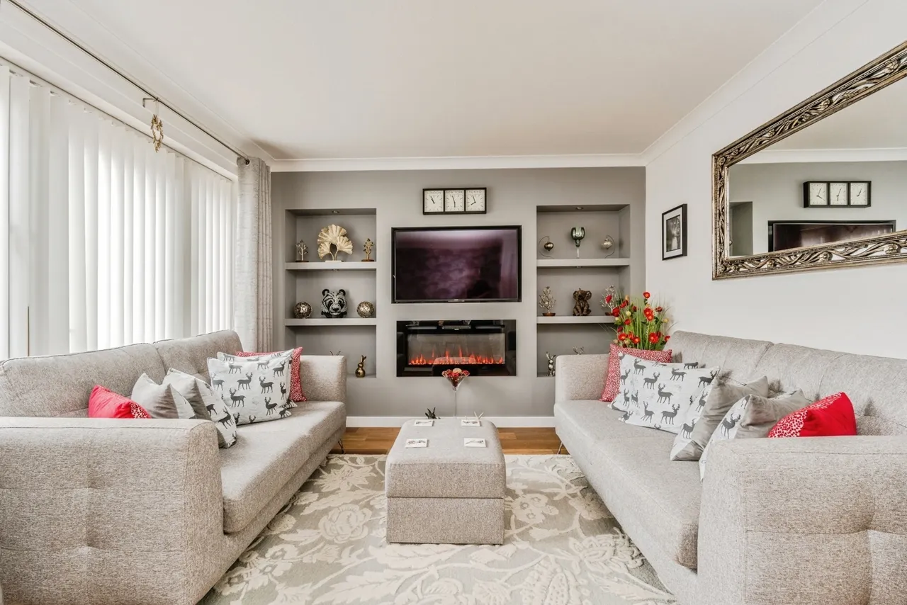 Thornfield Grove, Cheadle Hulme, Cheadle, Greater Manchester, SK8, photo 2