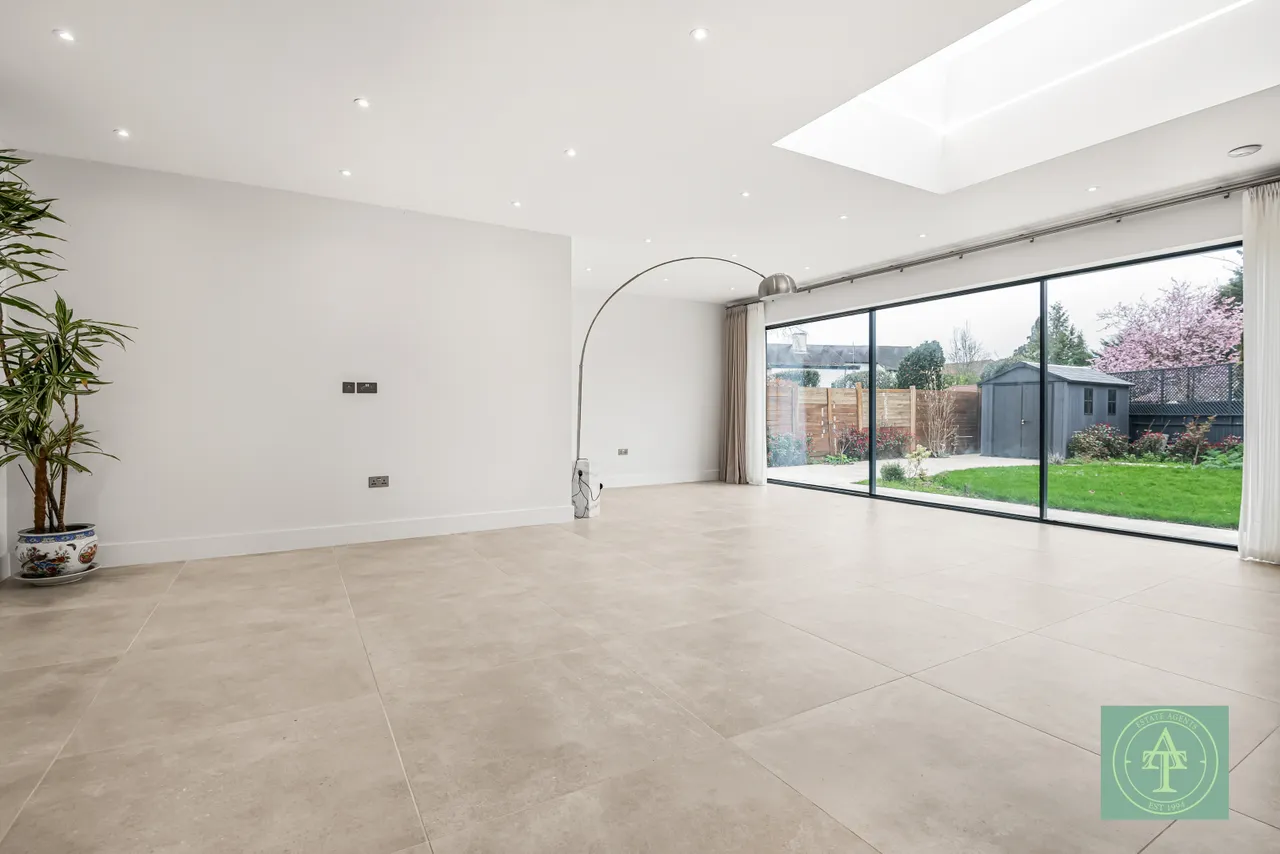 Willenhall Avenue, New Barnet, Hertfordshire, EN5, photo 4