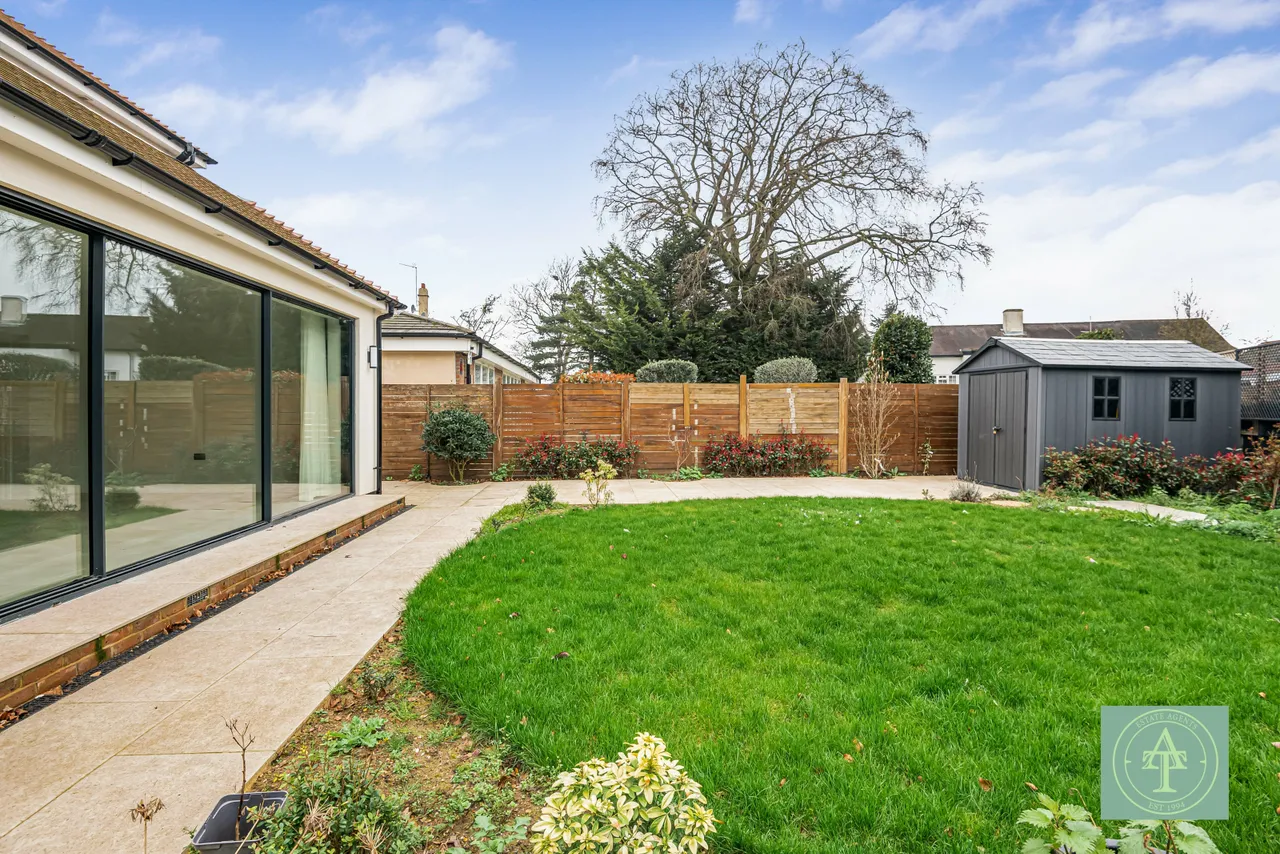 Willenhall Avenue, New Barnet, Hertfordshire, EN5, photo 40