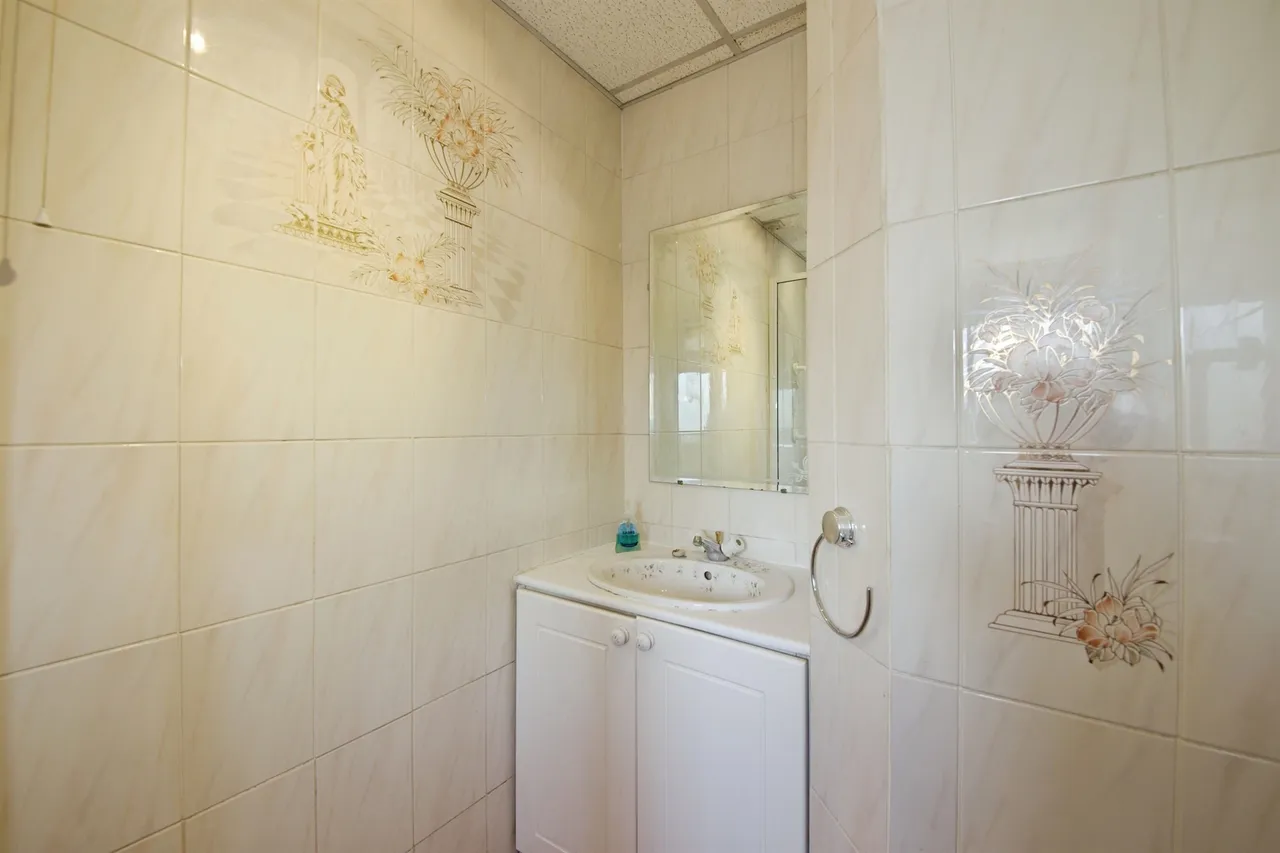 Lambourne Road, Barking, IG11, photo 12
