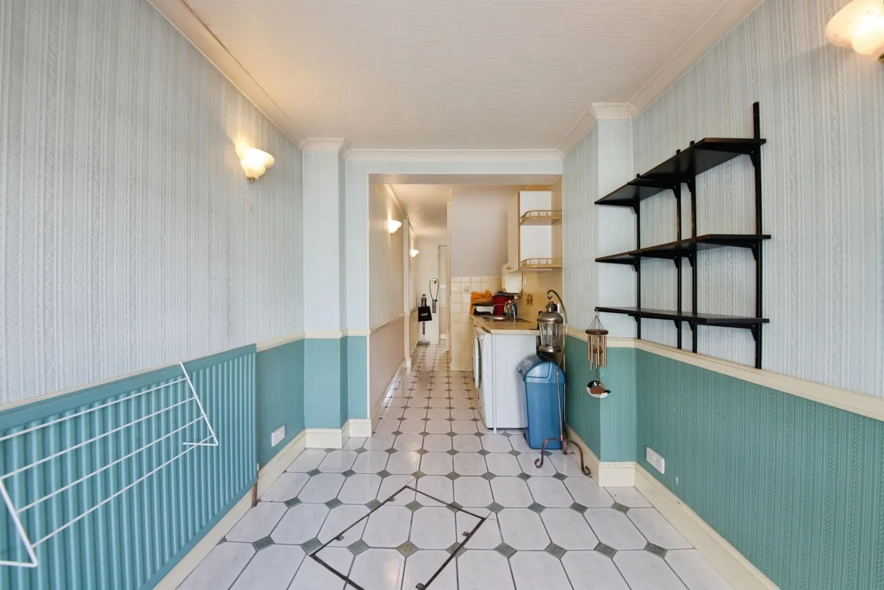 Lambourne Road, Barking, IG11, photo 10