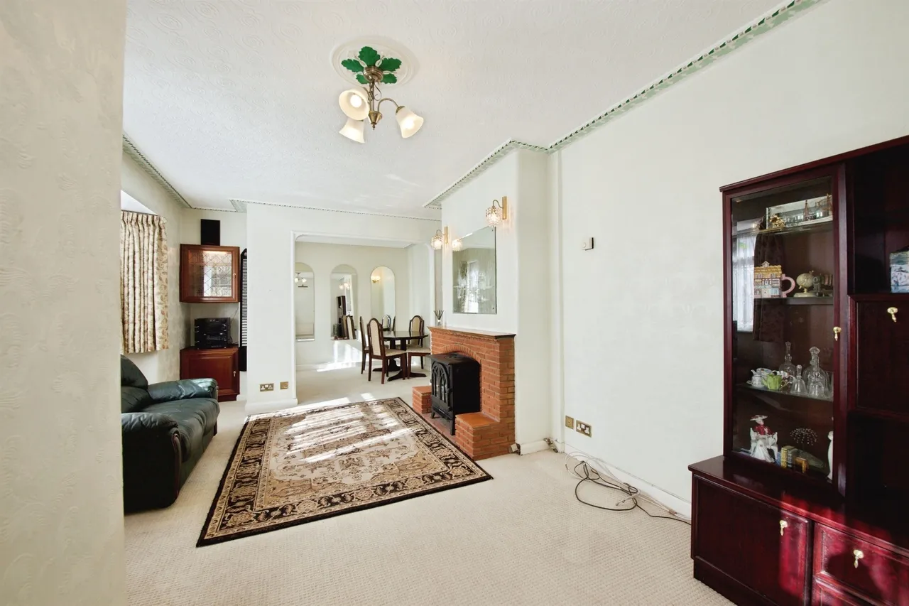 Lambourne Road, Barking, IG11, photo 18