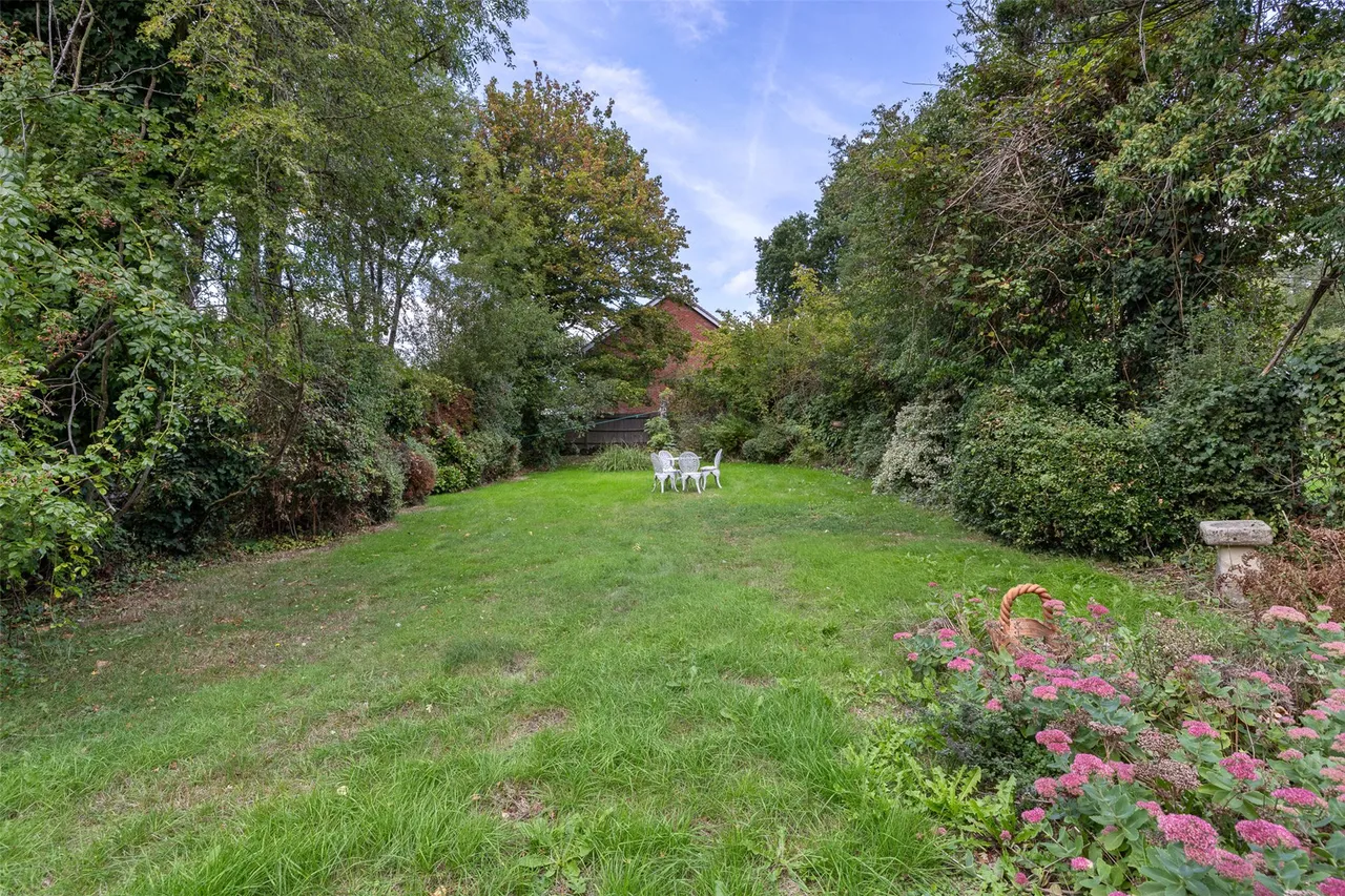 Longmoor Road, Liphook, GU30, photo 15