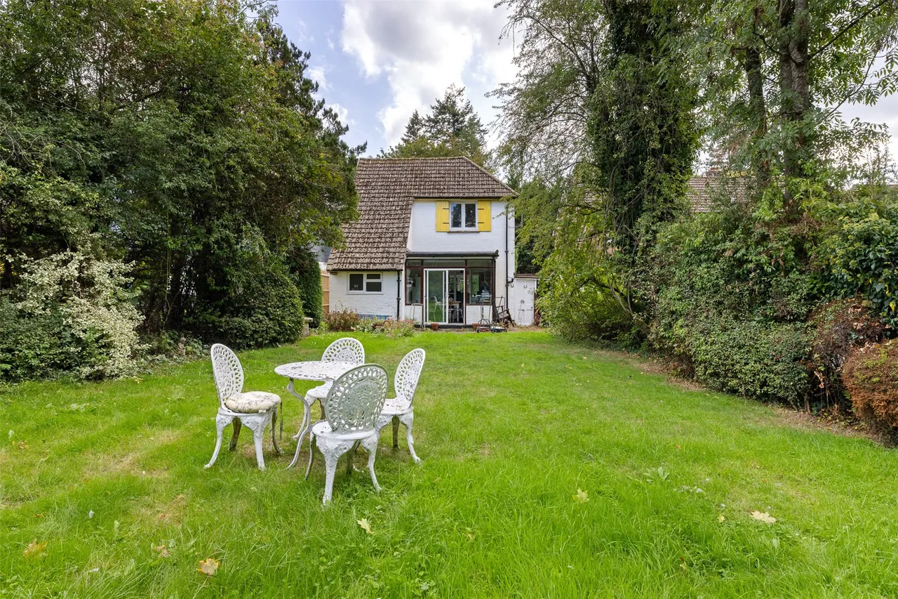Longmoor Road, Liphook, GU30, photo 13