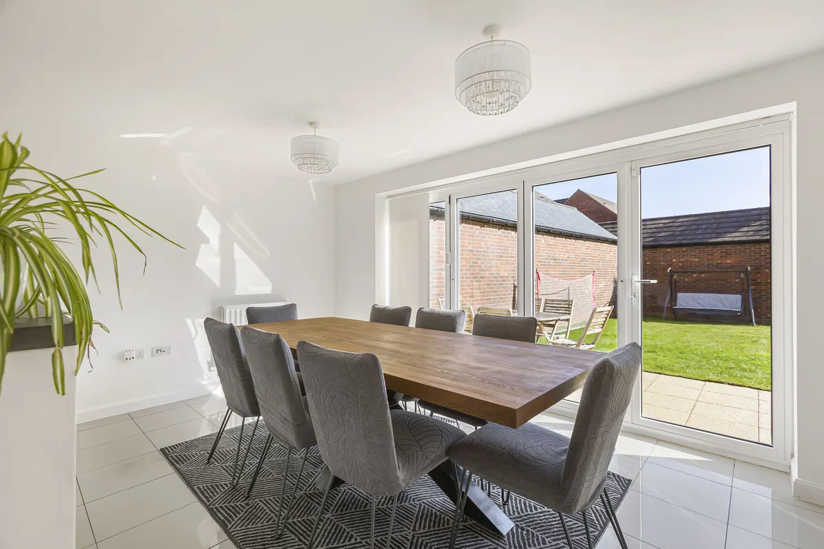 Miller Close, Heyford Park, photo 16
