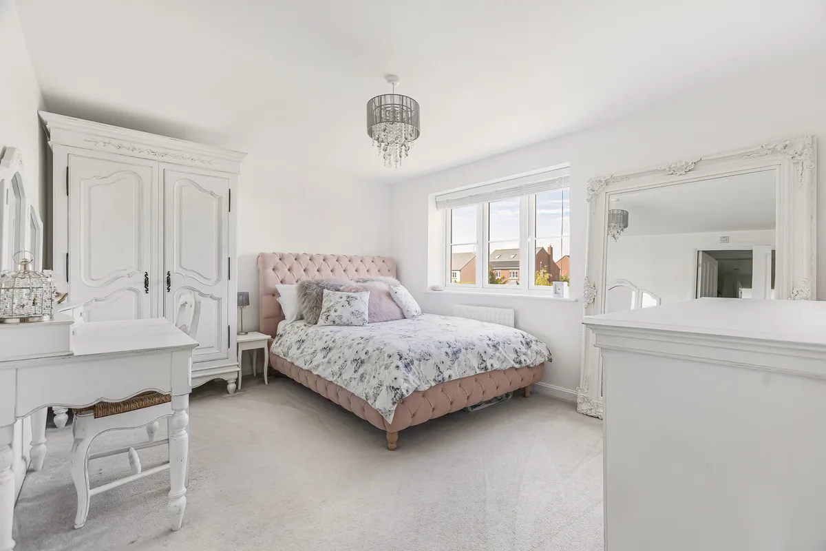 Miller Close, Heyford Park, photo 6
