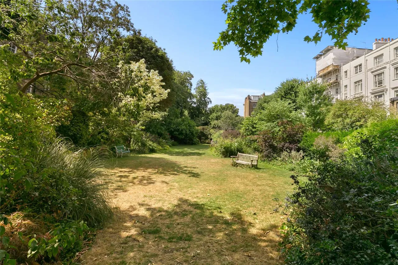 Elgin Crescent, Kensington and Chelsea, London, W11 2JU, photo 9