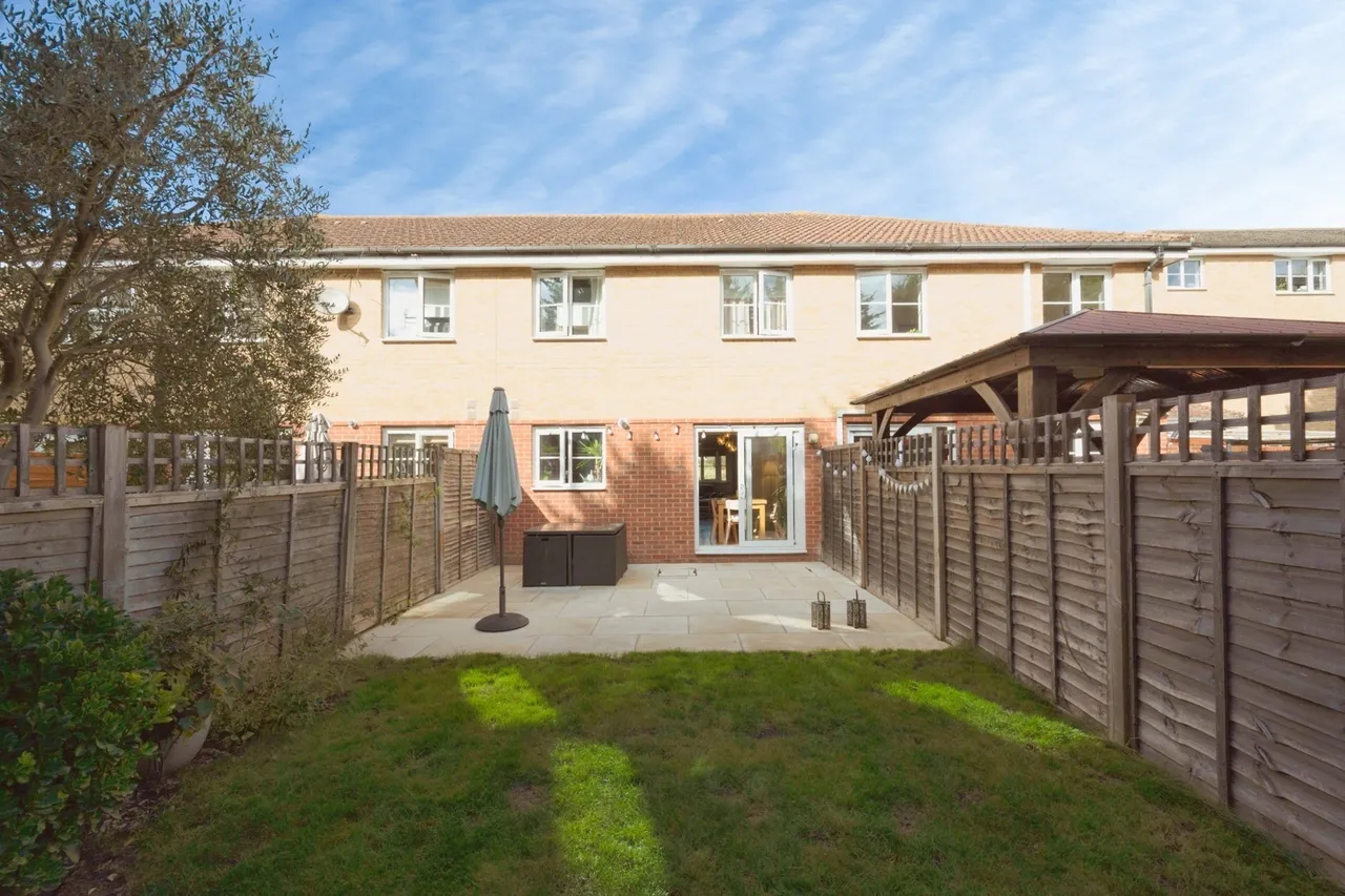 Sherriff Close, Esher, KT10, photo 9