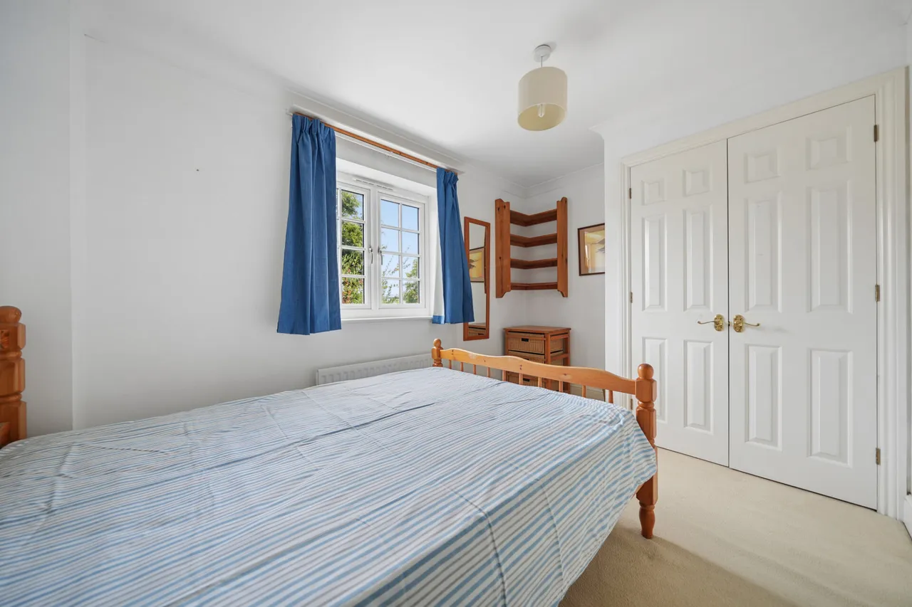 Swan Court, Witney, OX28, photo 10
