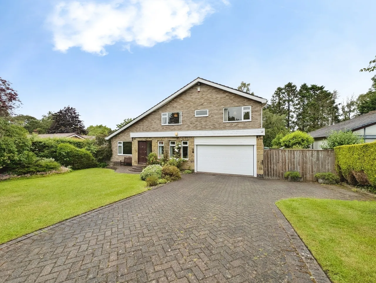 4 bed house for sale — Windsor Place, Ponteland, Newcastle upon Tyne, Northumberland, NE20