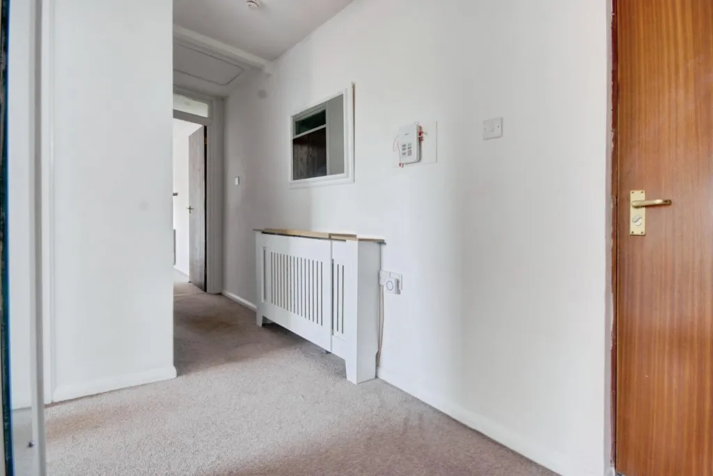 First Avenue, Watford, photo 7